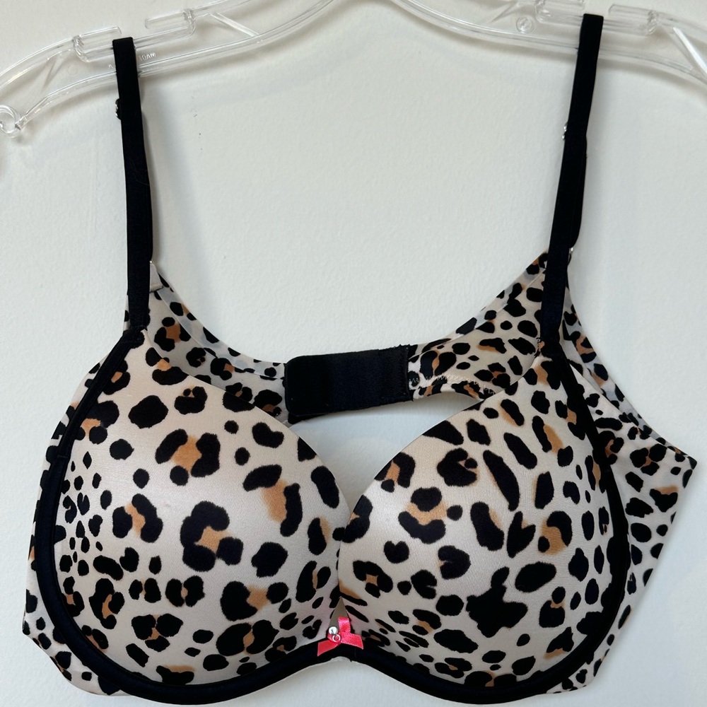 Victoria's Secret Plunge Bra Size 36B